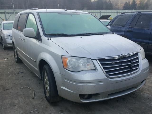 2A4RR5D14AR127607 - 2010 CHRYSLER TOWN & COU SILVER photo 1