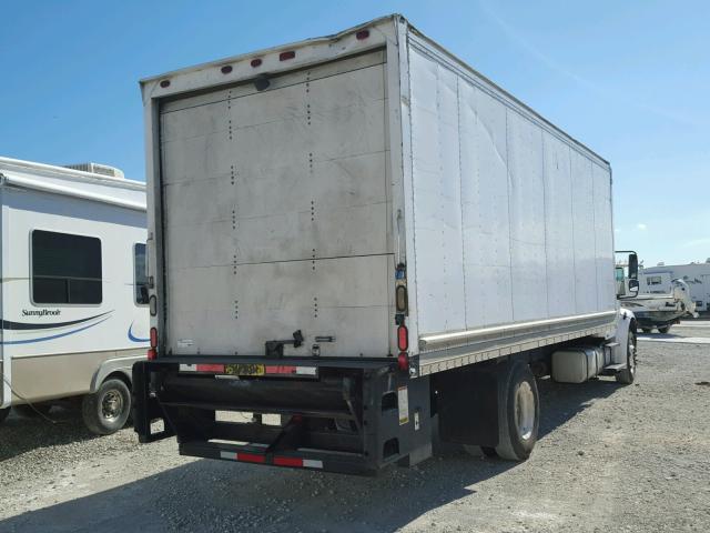 1FVACWCS94HM30925 - 2004 FREIGHTLINER M2 106 MED თეთრი ფოტო 4