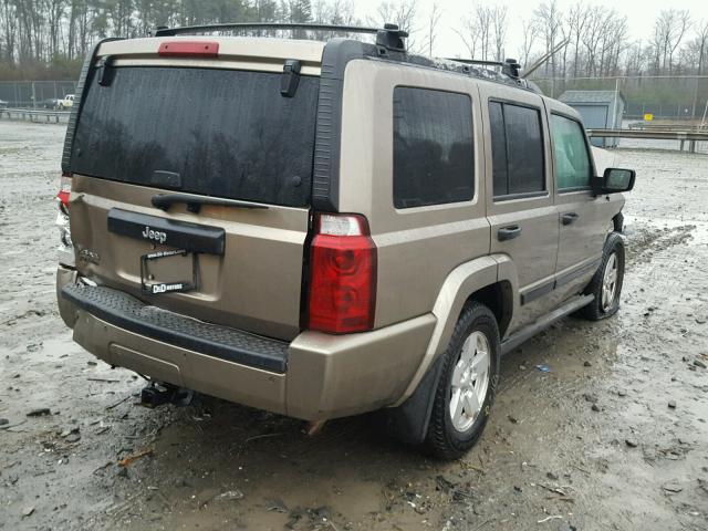 1J8HG48N96C275064 - 2006 JEEP COMMANDER BEIGE photo 4