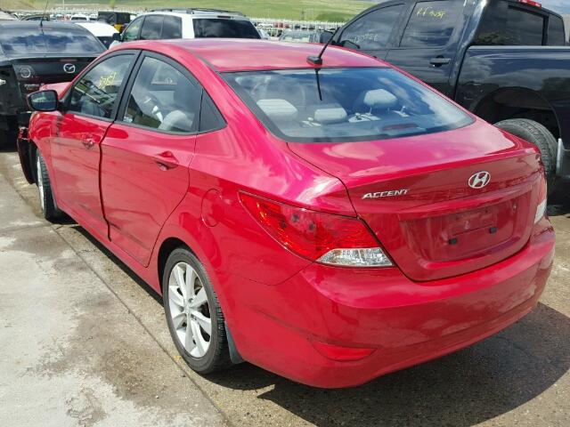 KMHCU4AE4DU438419 - 2013 HYUNDAI ACCENT GLS RED photo 3