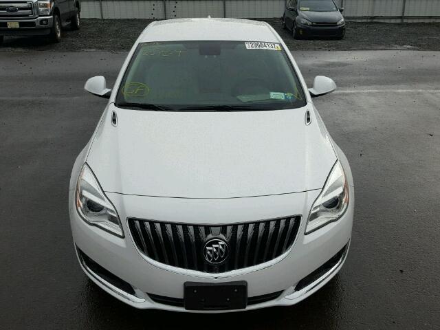 2G4GK5EX0G9194844 - 2016 BUICK REGAL WHITE photo 9