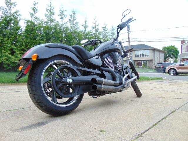 5VPGA36N4F3045404 - 2015 VICTORY MOTORCYCLES VEGAS 8-BA BLACK photo 3