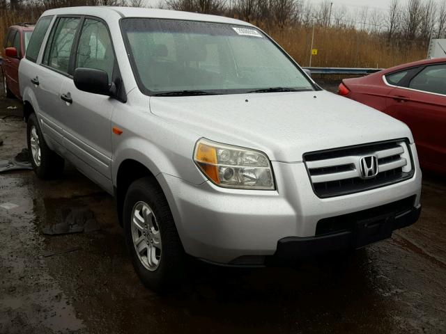 5FNYF18116B003794 - 2006 HONDA PILOT LX SILVER photo 1