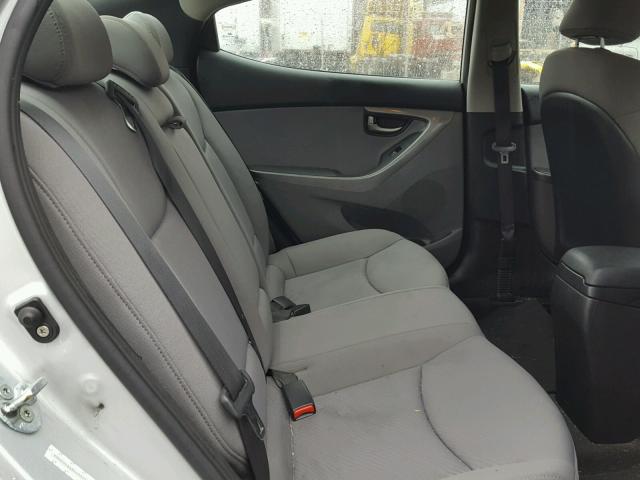 KMHDH4AE8CU305556 - 2012 HYUNDAI ELANTRA GL SILVER photo 6