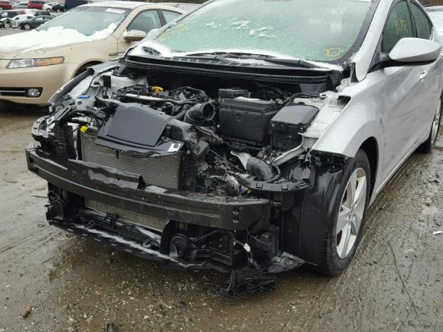 KMHDH4AE8CU305556 - 2012 HYUNDAI ELANTRA GL SILVER photo 9