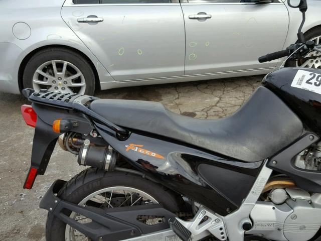 WB10166A7XXA17119 - 1999 BMW F650 BLACK photo 6