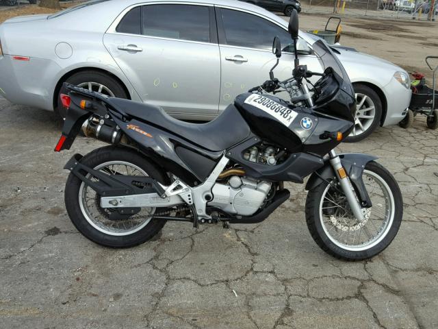 WB10166A7XXA17119 - 1999 BMW F650 BLACK photo 9