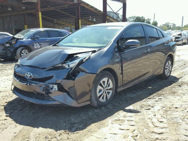 JTDKARFU6G3006544 - 2016 TOYOTA PRIUS GRAY photo 2