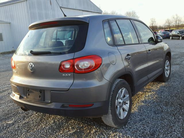 WVGAV75N59W510398 - 2009 VOLKSWAGEN TIGUAN S GRAY photo 4