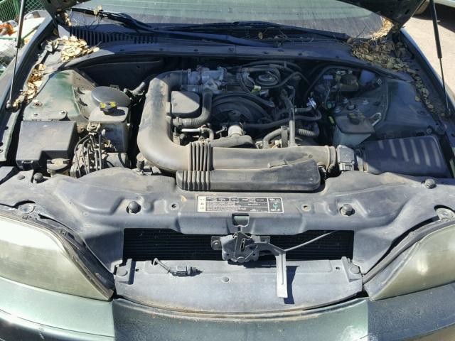 1LNHM87A71Y601067 - 2001 LINCOLN LS 绿色 照片 7