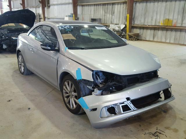 WVWBW7AH3CV000165 - 2012 VOLKSWAGEN EOS KOMFOR 银色 照片 1