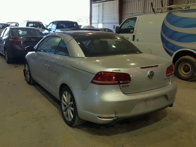 WVWBW7AH3CV000165 - 2012 VOLKSWAGEN EOS KOMFOR 银色 照片 3