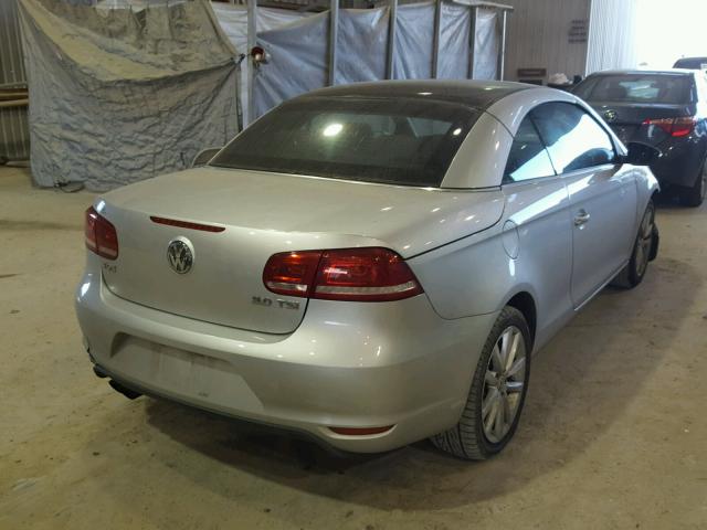 WVWBW7AH3CV000165 - 2012 VOLKSWAGEN EOS KOMFOR 银色 照片 4