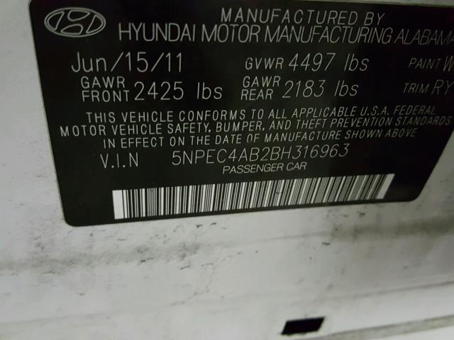 5NPEC4AB2BH316963 - 2011 HYUNDAI SONATA SE WHITE photo 10