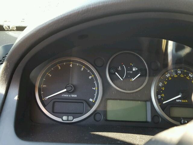 SALFT24N69H148003 - 2009 LAND ROVER LR2 HSE TE WHITE photo 8