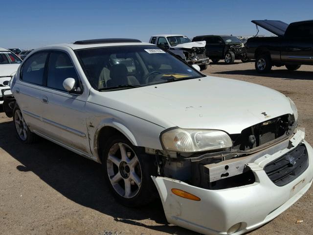 JN1CA31D8YT526497 - 2000 NISSAN MAXIMA GLE WHITE photo 1