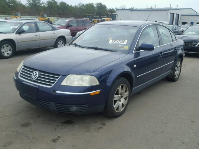 WVWTH63B93P043088 - 2003 VOLKSWAGEN PASSAT GLX BLUE photo 2