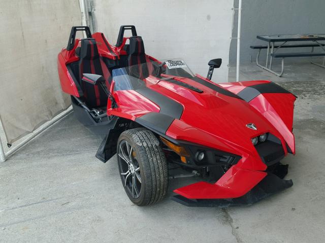 57XAAPFA7F5101792 - 2015 POLARIS SLINGSHOT RED photo 1