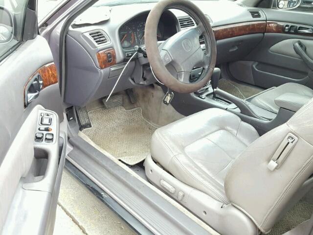 19UYA2258VL013526 - 1997 ACURA 3.0CL Արծաթագույն լուսանկար 9