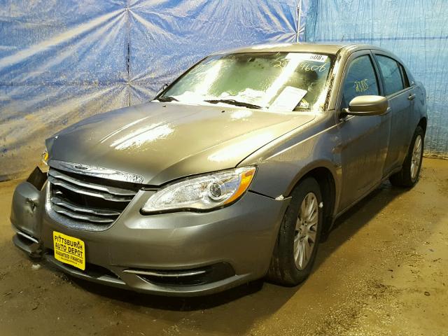 1C3CCBAB6DN624110 - 2013 CHRYSLER 200 LX GRAY photo 2