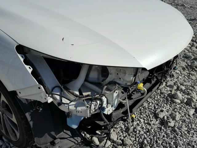 1HGCR2F52DA281995 - 2013 HONDA ACCORD SPO WHITE photo 9