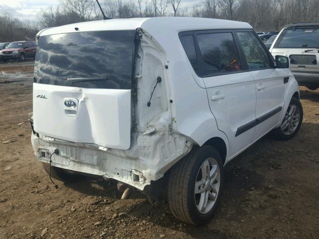 KNDJT2A23B7707398 - 2011 KIA SOUL + WHITE photo 4