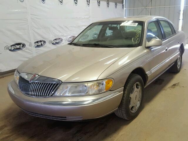 1LNHM97V2YY848354 - 2000 LINCOLN CONTINENTA GOLD photo 2