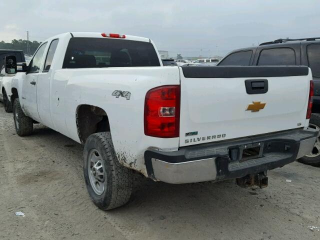 1GC2KVCG8CZ155033 - 2012 CHEVROLET SILVERADO WHITE photo 3