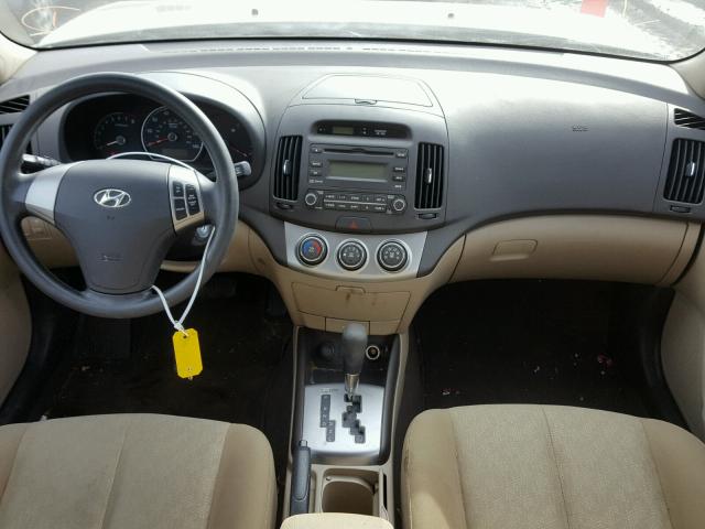 KMHDU4AD7AU915187 - 2010 HYUNDAI ELANTRA BL GRAY photo 9