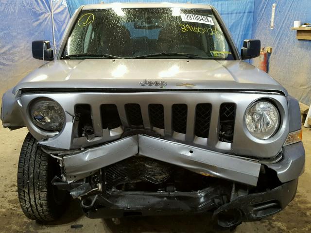 1C4NJRFB3ED760553 - 2014 JEEP PATRIOT LA SILVER photo 9