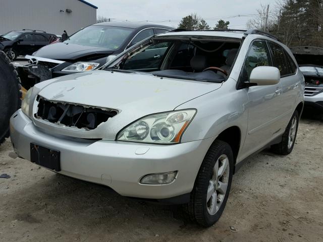 JTJHA31U640048334 - 2004 LEXUS RX 330 SILVER photo 2