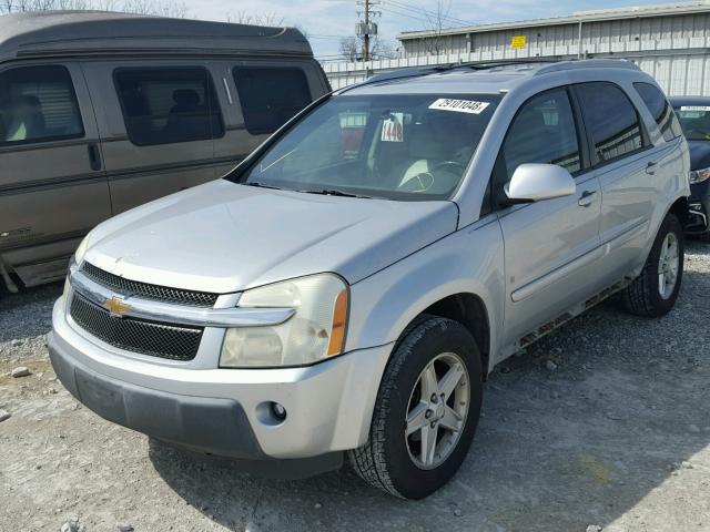 2CNDL63F366099811 - 2006 CHEVROLET EQUINOX LT SILVER photo 2