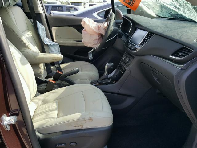 KL4CJCSB2JB573301 - 2018 BUICK ENCORE ESS MAROON photo 5