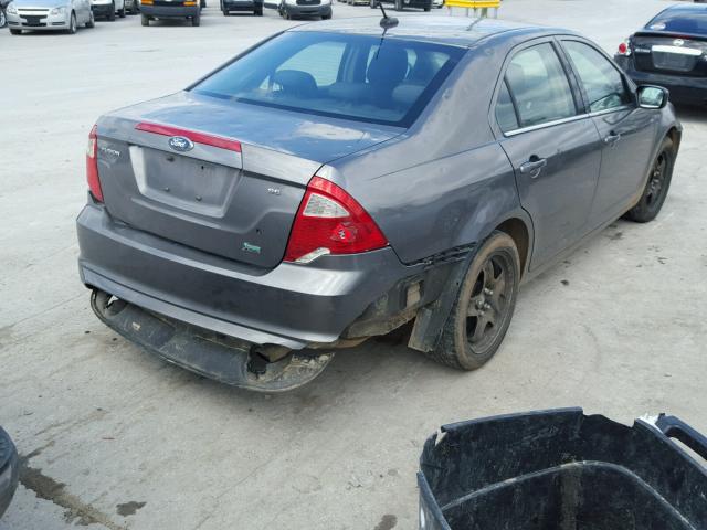 3FAHP0HG3AR314801 - 2010 FORD FUSION SE GRAY photo 4