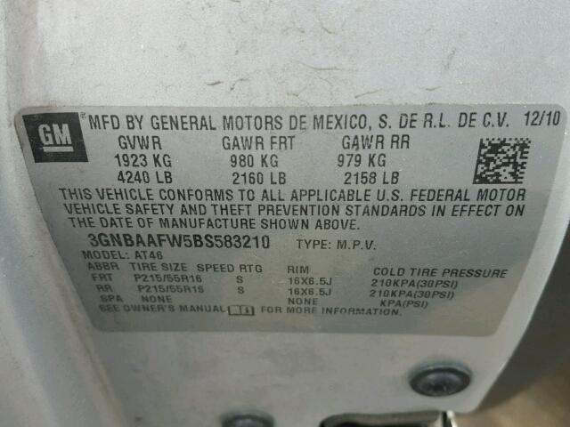 3GNBAAFW5BS583210 - 2011 CHEVROLET HHR LS SILVER photo 10