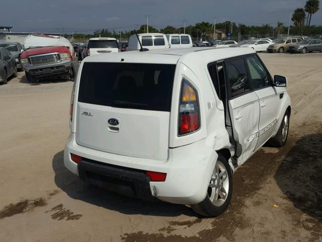 KNDJT2A25B7331805 - 2011 KIA SOUL + WHITE photo 4