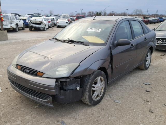 1FAFP38Z54W177596 - 2004 FORD FOCUS ZTS GRAY photo 2