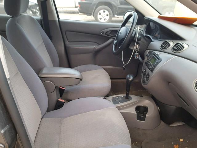 1FAFP38Z54W177596 - 2004 FORD FOCUS ZTS GRAY photo 5