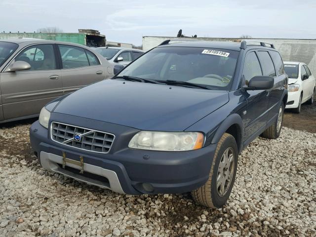 YV1SZ592751178547 - 2005 VOLVO XC70 BLUE photo 2