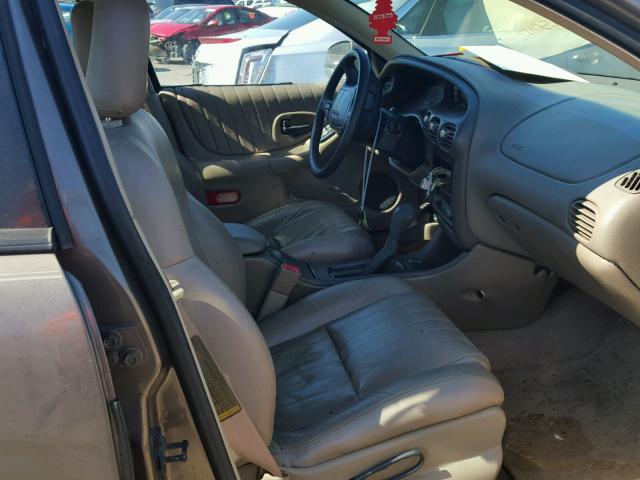 1G2WR5211YF202569 - 2000 PONTIAC GRAND PRIX BROWN photo 5