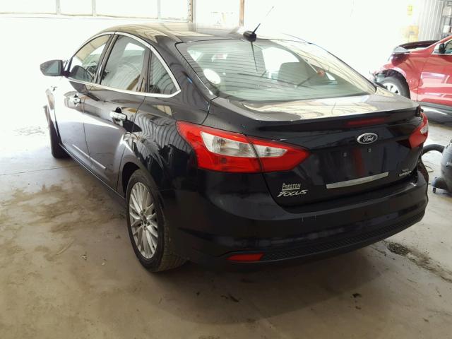 1FAHP3H28CL408549 - 2012 FORD FOCUS SEL BLACK photo 3