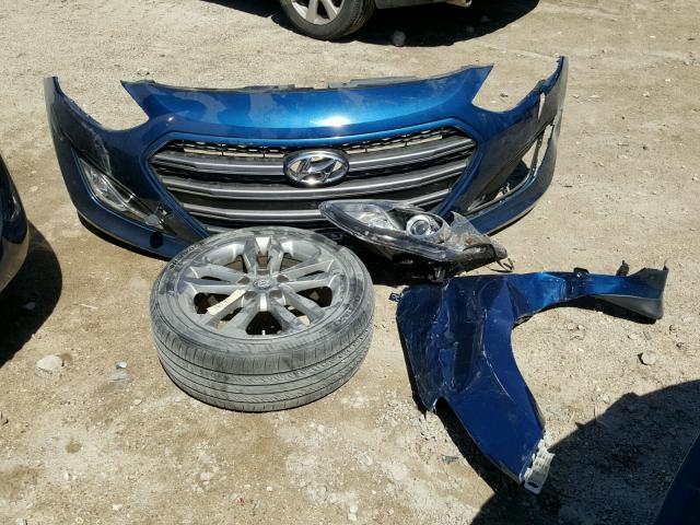 KMHD35LH0GU264194 - 2016 HYUNDAI ELANTRA GT BLUE photo 9