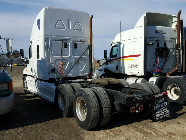 1FUJGLCK38LZ86061 - 2008 FREIGHTLINER CASCADIA 1 WHITE photo 3