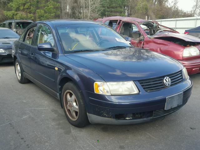 WVWMA63B8XE288684 - 1999 VOLKSWAGEN PASSAT GLS BLUE photo 1