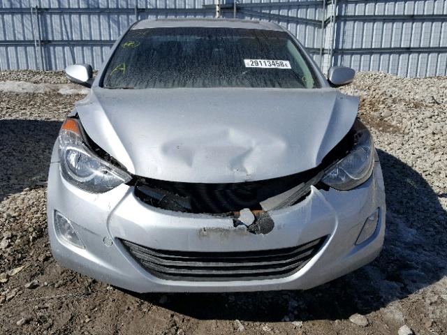 5NPDH4AEXBH008494 - 2011 HYUNDAI ELANTRA GL SILVER photo 9