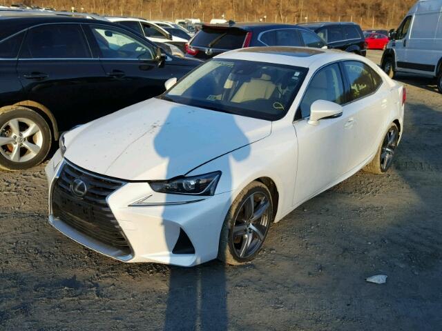 JTHCM1D2XH5018022 - 2017 LEXUS IS 300 WHITE photo 2