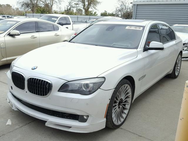 WBAKC8C50CC449166 - 2012 BMW ALPINA B7 თეთრი ფოტო 2