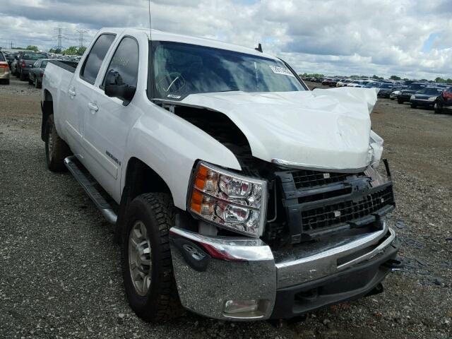 1GCHK23K28F213708 - 2008 CHEVROLET SILVERADO WHITE photo 1