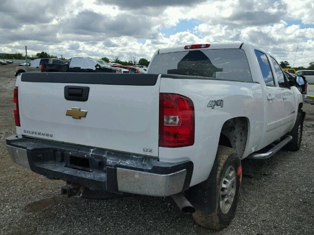 1GCHK23K28F213708 - 2008 CHEVROLET SILVERADO WHITE photo 4