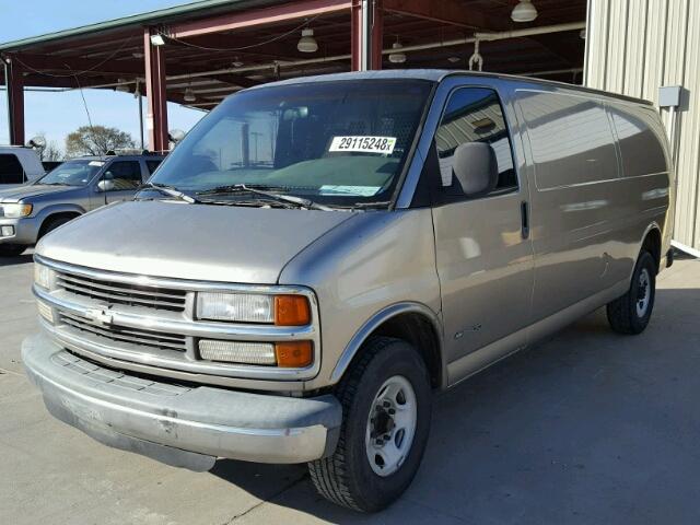 1GCHG39R911150041 - 2001 CHEVROLET EXPRESS G3 SILVER photo 2